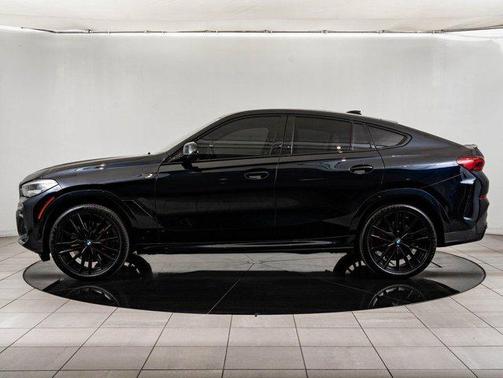 Carbon Black Metallic 2022 BMW X6 M50i