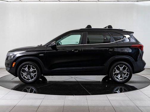 Cherry Black 2023 Kia Seltos EX