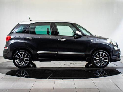 2019 FIAT 500 Lounge