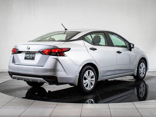 2021 Nissan Versa 1.6 S
