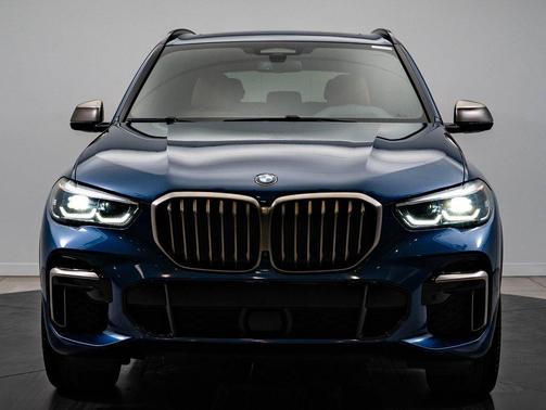 Phytonic Blue Metallic 2022 BMW X5 M50i