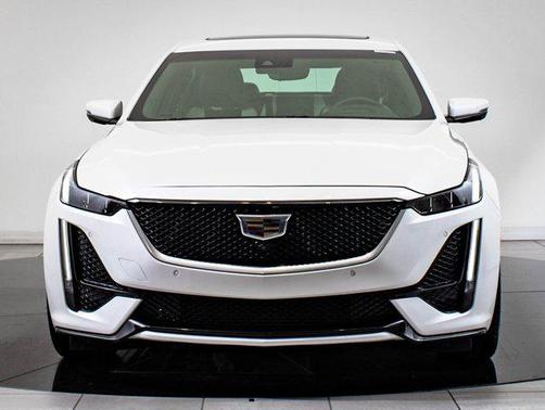 2022 Cadillac CT5 Sport
