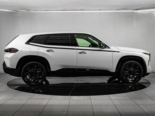 2025 BMW XM Sports Activity Vehicle