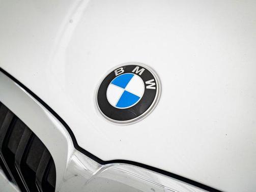 2022 BMW 330 330i