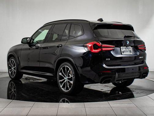 2023 BMW X3 M40i