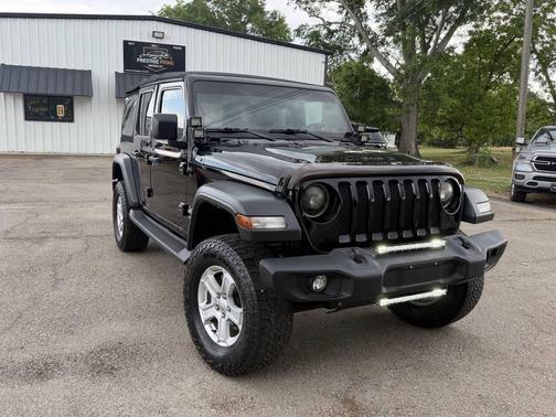 Black Clearcoat 2018 Jeep Wrangler Unlimited Sport