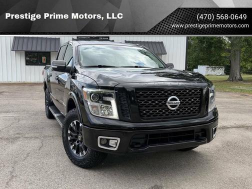 Magnetic Black Metallic 2019 Nissan Titan PRO-4X