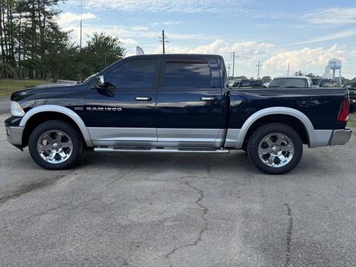 True Blue Pearlcoat 2012 RAM 1500 Laramie