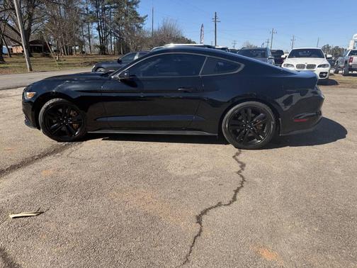 2017 Ford Mustang EcoBoost Premium