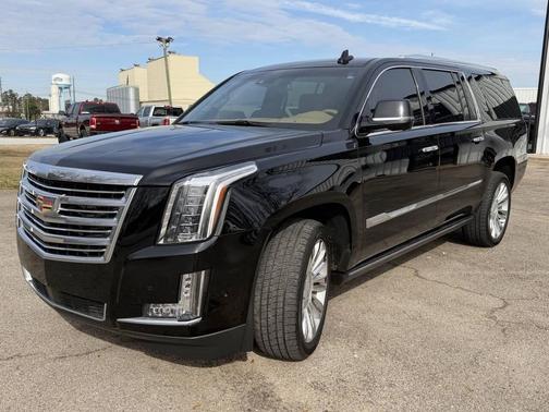 2017 Cadillac Escalade ESV Platinum