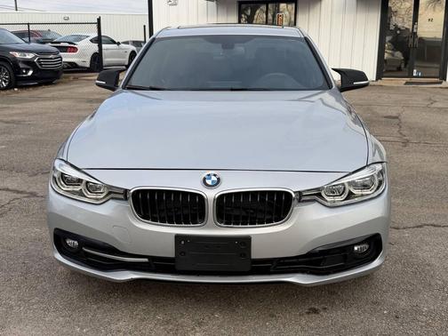 2018 BMW 330 xDrive