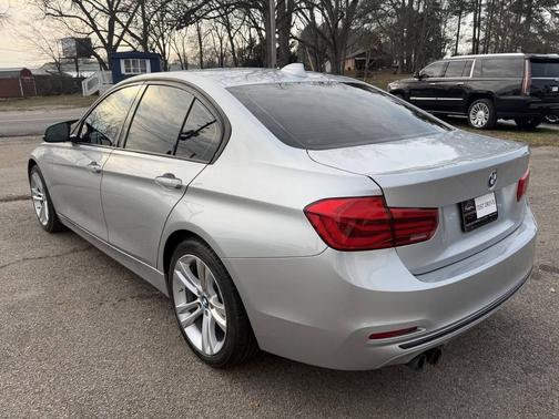 2018 BMW 330 xDrive