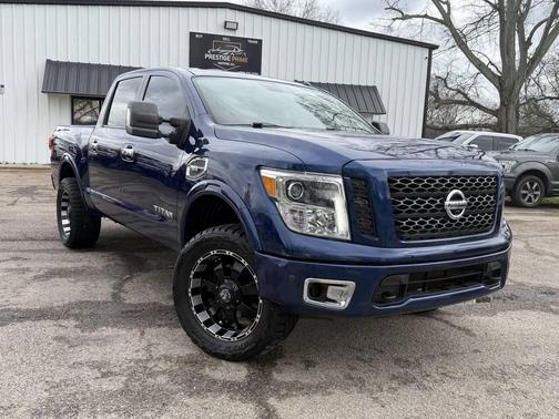 2017 Nissan Titan PRO-4X