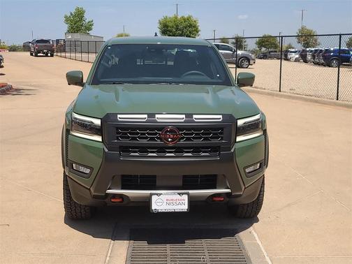 2025 Nissan Frontier PRO-X