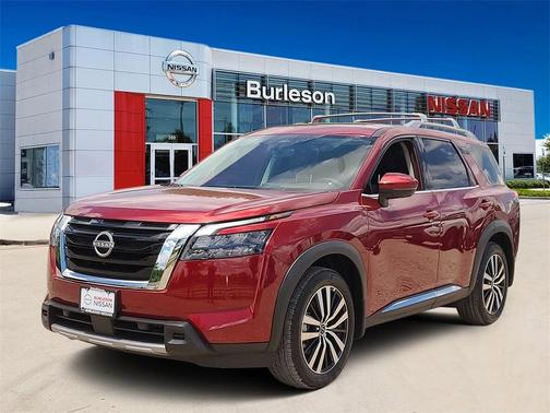 2025 Nissan Pathfinder Platinum