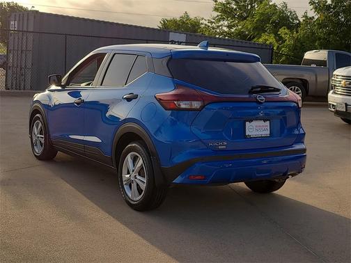 2023 Nissan Kicks S