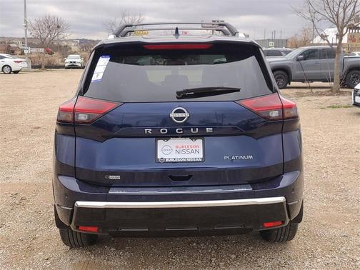 2025 Nissan Rogue Platinum