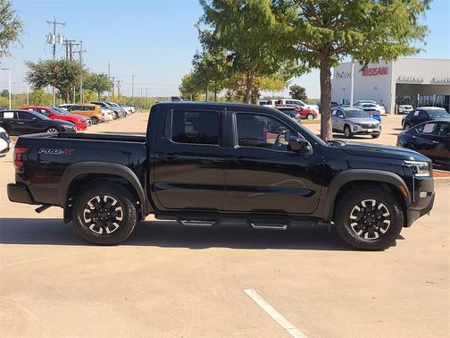 2024 Nissan Frontier PRO-X