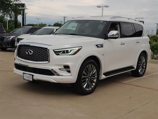 2019 INFINITI QX80 Luxe