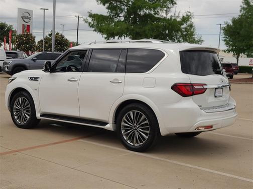 2019 INFINITI QX80 Luxe