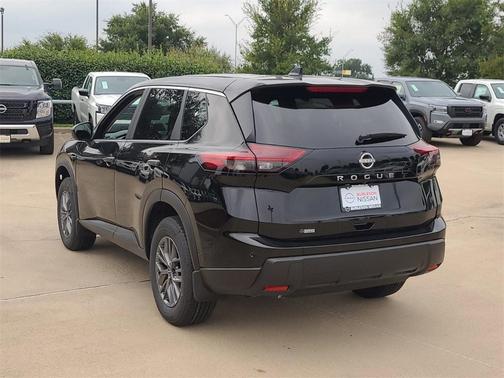 2025 Nissan Rogue S