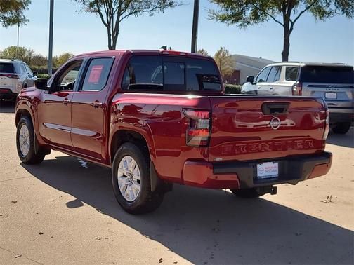 2022 Nissan Frontier SV