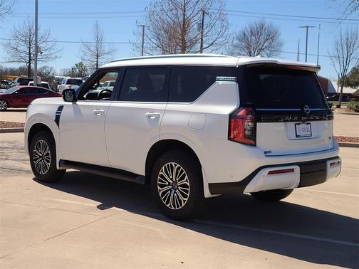 2025 Nissan Armada SL