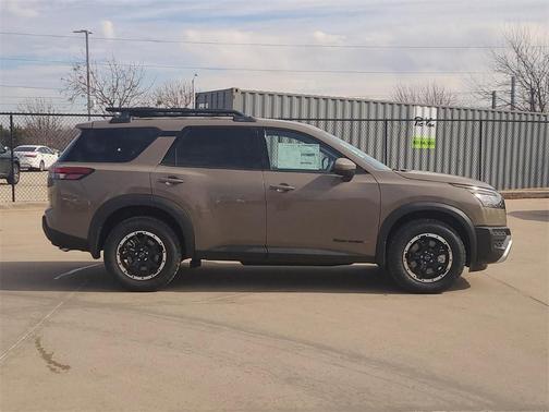 2025 Nissan Pathfinder Rock Creek