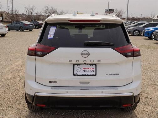 2025 Nissan Rogue Platinum