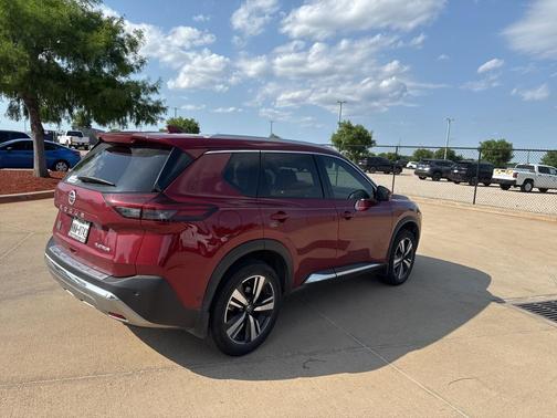 2021 Nissan Rogue Platinum