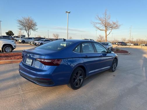 2022 Volkswagen Jetta 1.5T SE