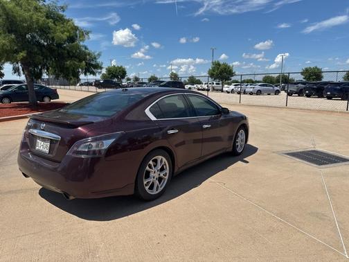 2014 Nissan Maxima SV