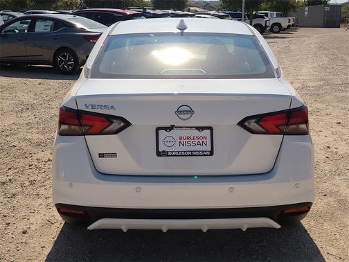 2025 Nissan Versa 1.6 SV