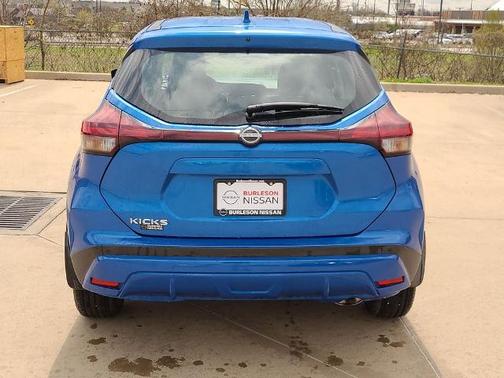 Electric Blue Metallic 2025 Nissan Kicks Play S