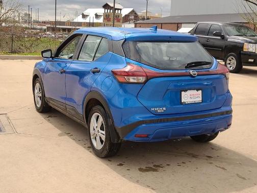 Electric Blue Metallic 2025 Nissan Kicks Play S