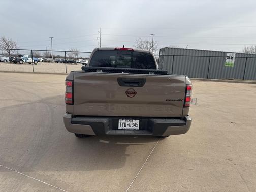 2024 Nissan Frontier PRO-4X