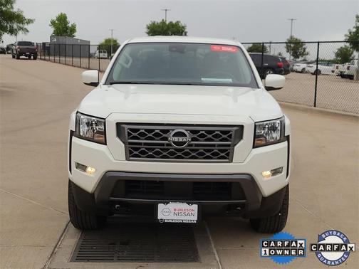2022 Nissan Frontier SV