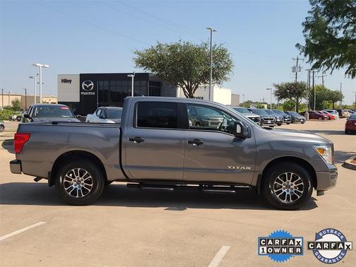 2024 Nissan Titan SV