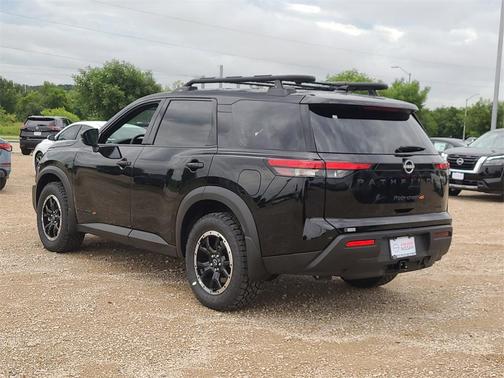 2025 Nissan Pathfinder Rock Creek