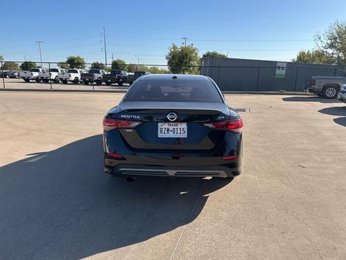 2022 Nissan Sentra SR