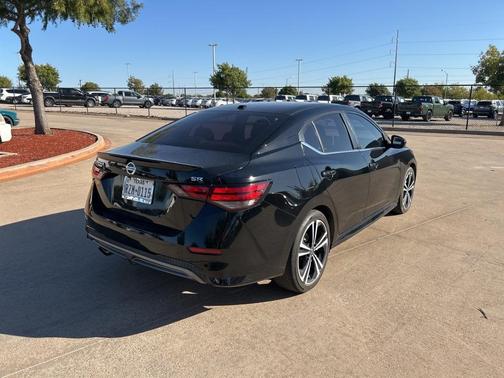 2022 Nissan Sentra SR