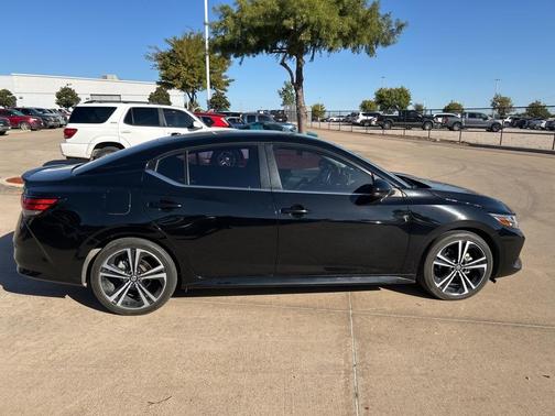 2022 Nissan Sentra SR