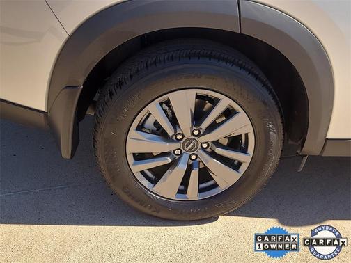 2025 Nissan Pathfinder S