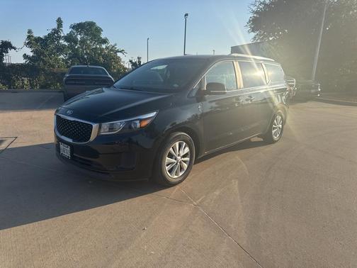 2017 Kia Sedona LX