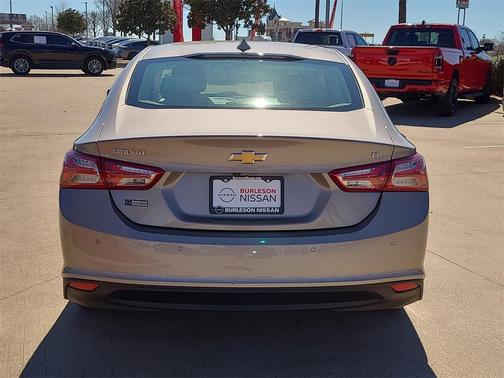 2024 Chevrolet Malibu 2LT