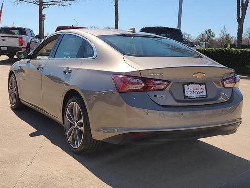 2024 Chevrolet Malibu 2LT