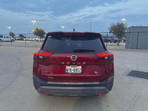 2021 Nissan Rogue SL