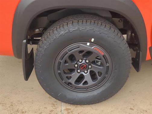 2025 Nissan Frontier PRO-X