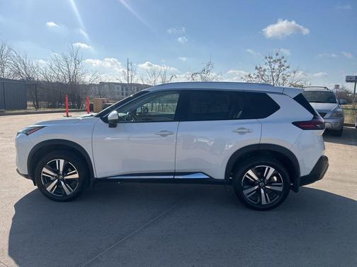 2021 Nissan Rogue SL
