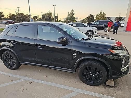 2023 Mitsubishi Outlander Sport 2.0 LE